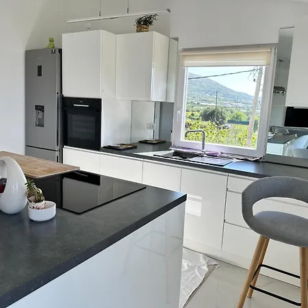 Adrijana Διαμέρισμα Τρογκίρ